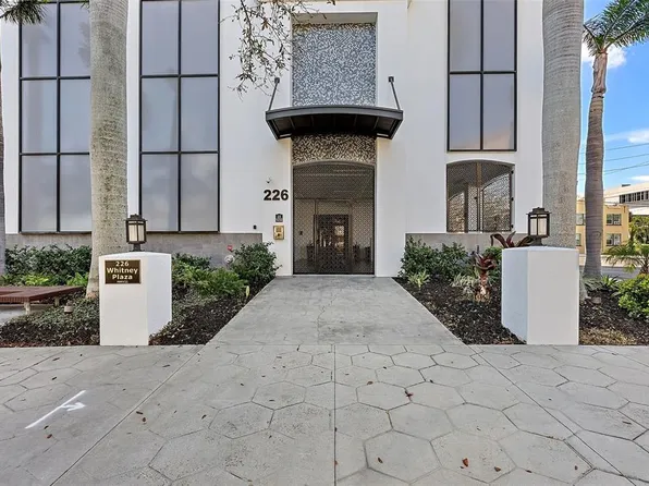 226 5th Ave N APT 901, Saint Petersburg, FL 33701