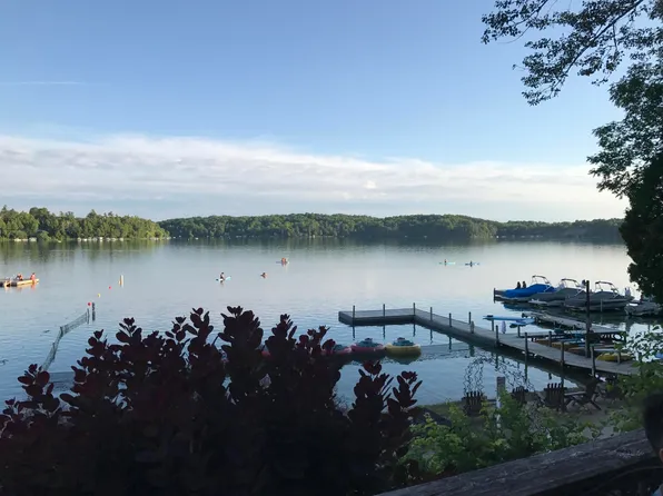 266 Victorian Village Dr APT 35, Elkhart Lake, WI 53020