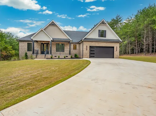 465 N Bates Rd, Taylors, SC 29687