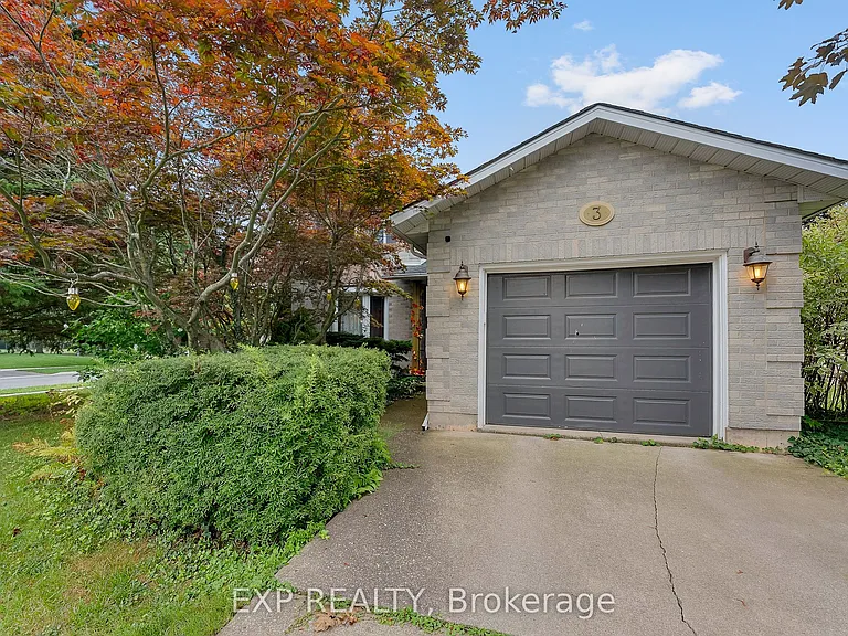 3 Briarsdale Cres — Photo 3