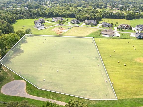 2nd image of 0 Black Barn Ln Lot 2