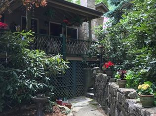 617 Cullasaja Dr, Highlands, NC 28741