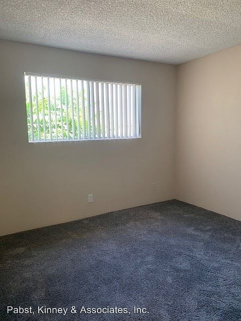 1st image of 195 W 31st St APT 209