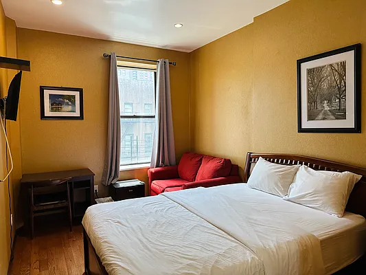 Rented by Battery Park Realty | media 7