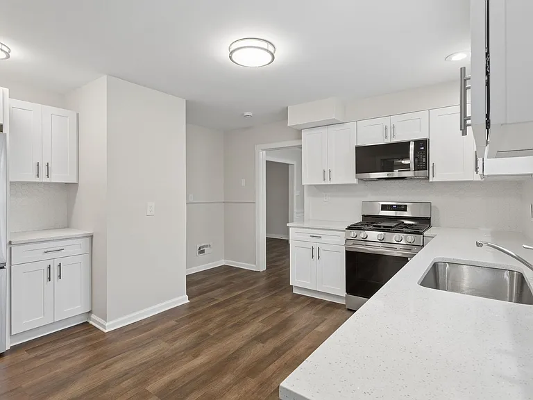 127 Bell Ave — Photo 9