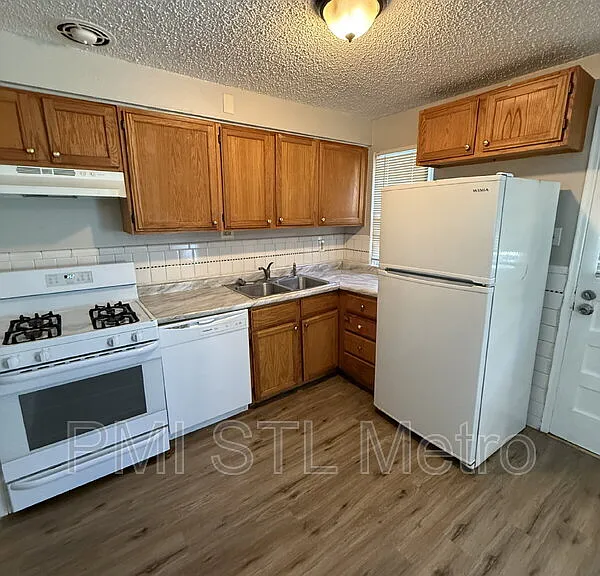 1209 Kilgore Dr — Photo 3