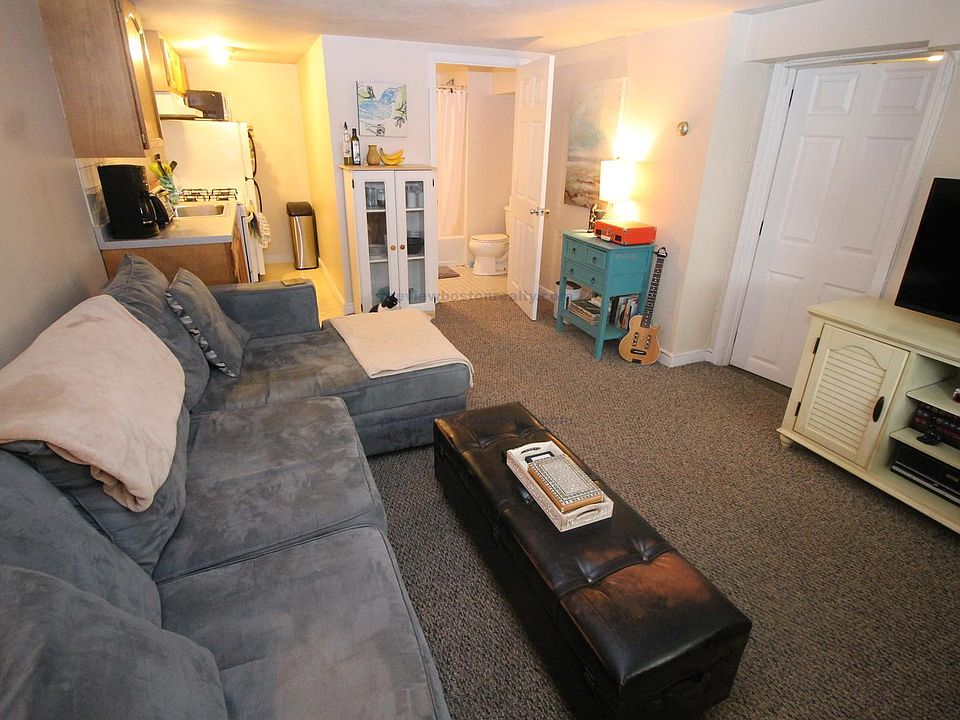 1st image of 12 Bostonia Ave #B1