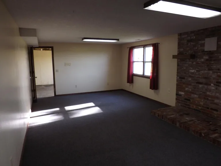 2111 SE Powell Rd — Photo 23