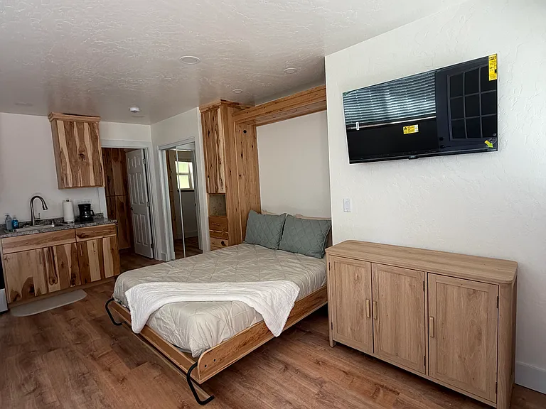 2810 Alder Rd #B — Photo 2