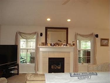 4th image of 1246 Orchard Glen Dr