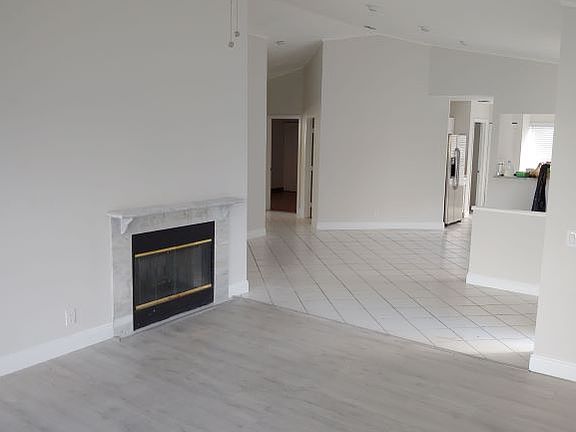 4th image of 8885 Odell Dr