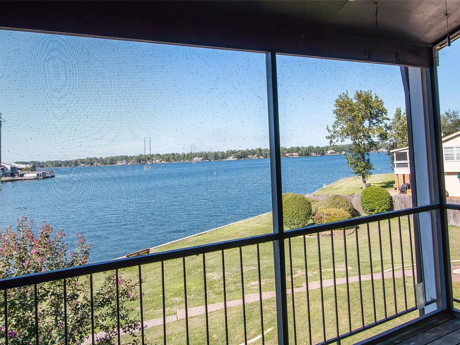2 bed, 3.0 bath, 1332 sqft, $1,950 — Photo 2