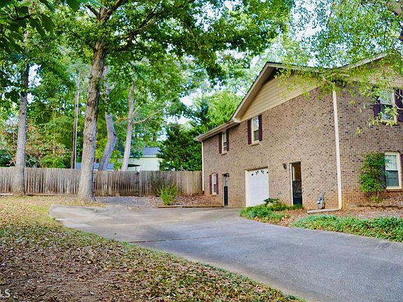 3rd image of 1720 Norton Estates Cir
