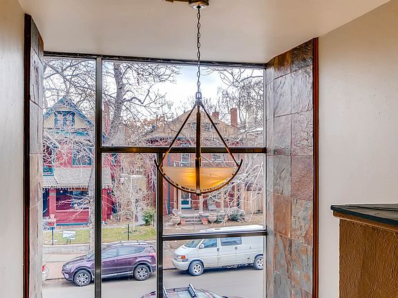 5th image of 1435 N Elizabeth St APT 6