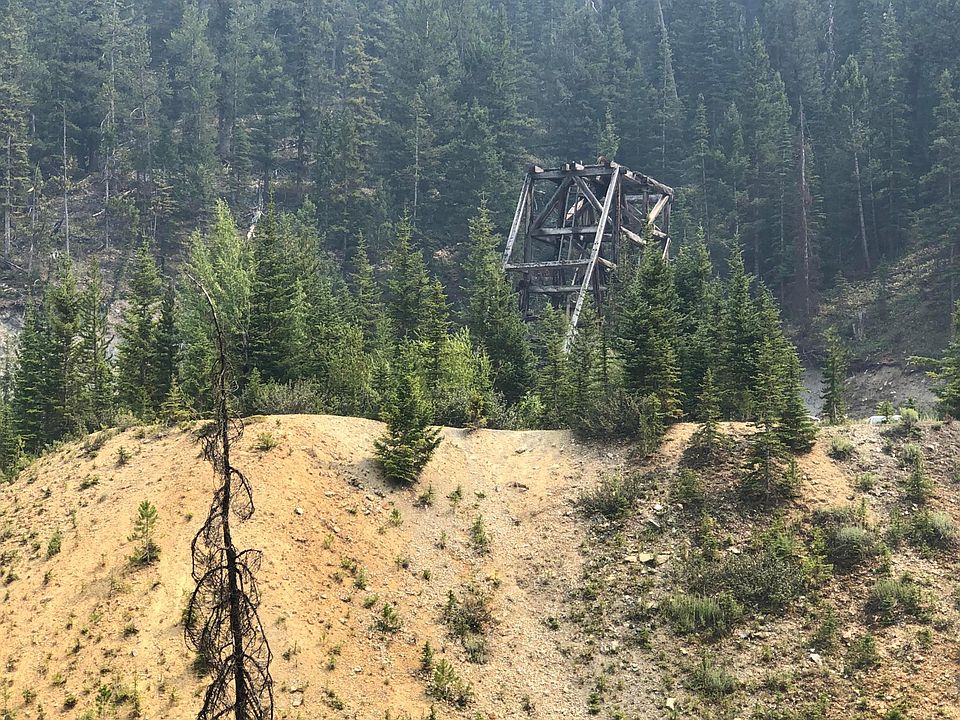 1st image of Quartz Hill Rd