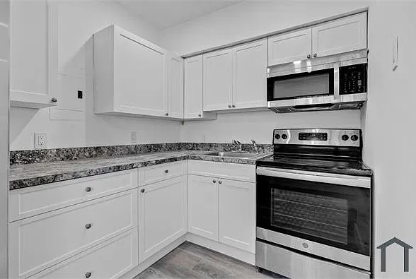1 bed, $1,800 — Photo 1