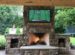 2129 Timber Way, Cortland, OH 44410