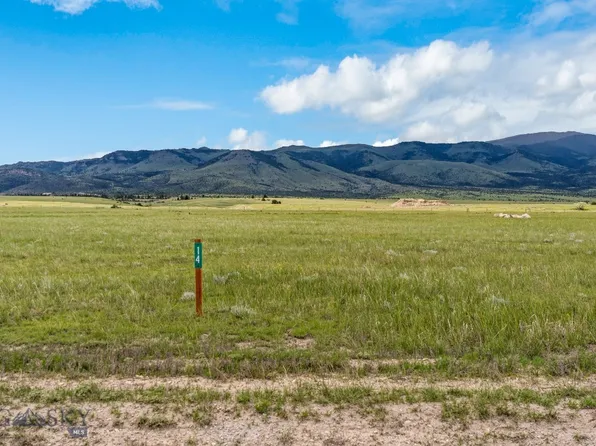 14 Lone Tree Dr, Townsend, MT 59644