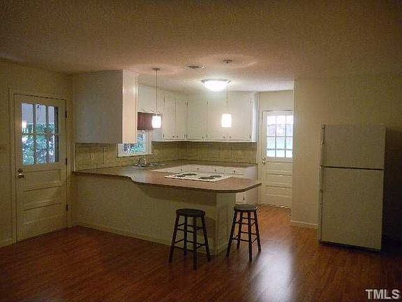 2nd image of 2311 Oriole Dr