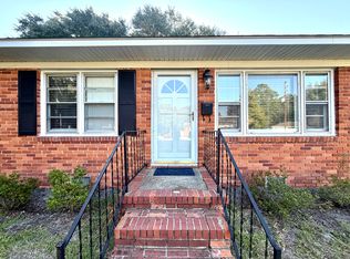 1138 Crull Dr, Charleston, SC 29407