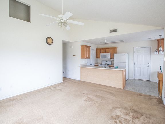 2nd image of 13214 W Country Hills Dr