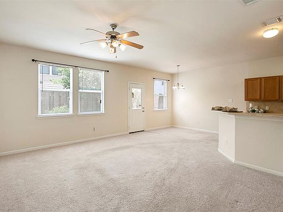 5th image of 6027 Yorkglen Manor Ln