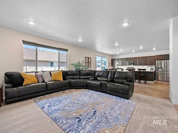 4th image of 3282 E Mossy Cove St