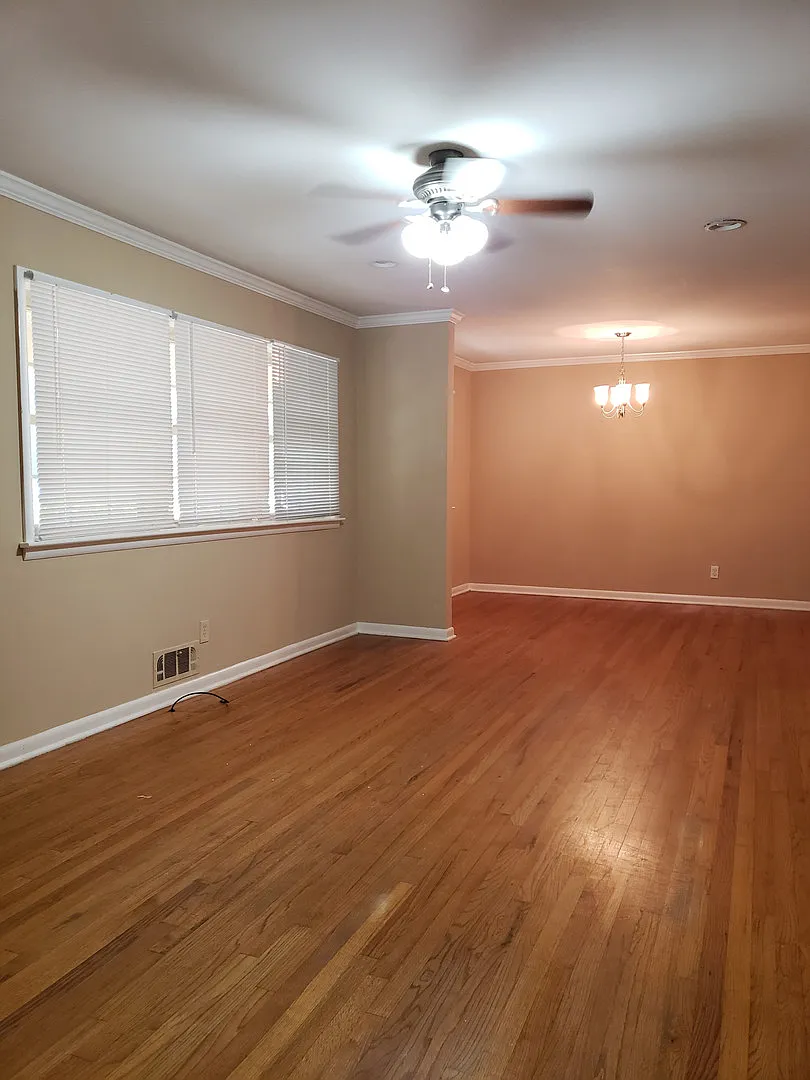 Move In Special 1/2 Off 1st Months Rent — Photo 2