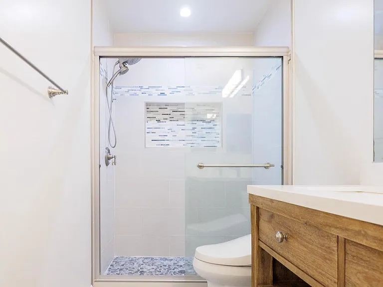 18017 Calabar Dr — Photo 15