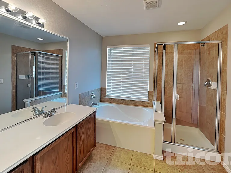 120 Bison Meadow Dr — Photo 11