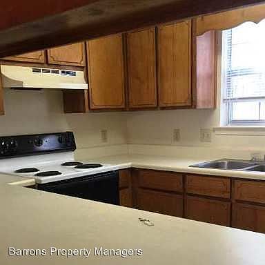 5th image of 194 Stearns St