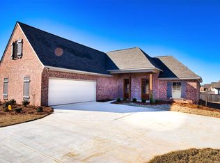 115 Sweetbriar Cir, Canton, MS 39046
