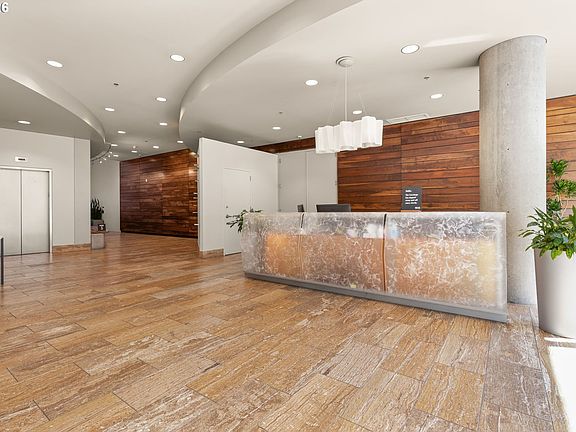 3rd image of 922 NW 11th Ave APT 514