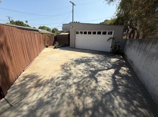 5614 Cedros Ave #B, Van Nuys, CA 91411