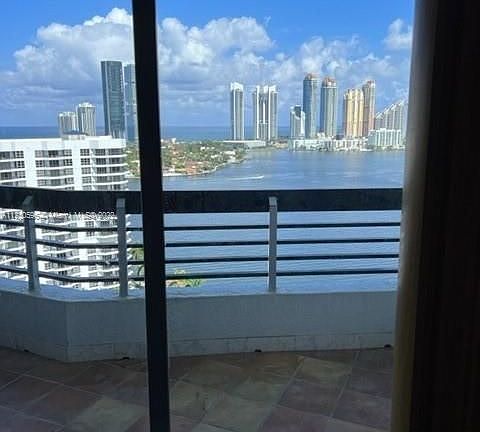 2nd image of 3530 Mystic Pointe Dr APT 2211