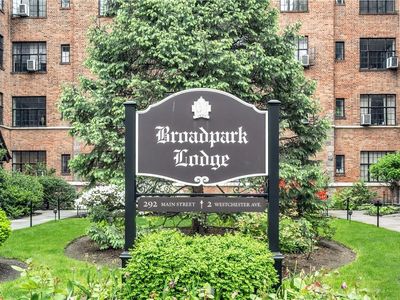292 Main Street #2-D, White Plains, NY, 10601