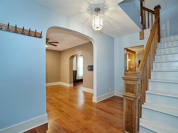 5th image of 719 35th St