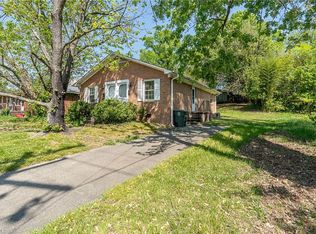 302 N Cedar St, Greensboro, NC 27401