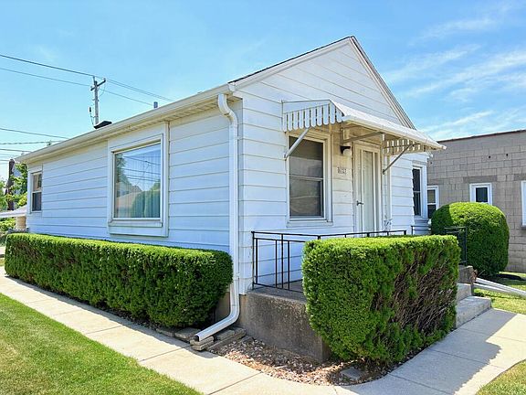 2nd image of 6727 W Lincoln AVENUE