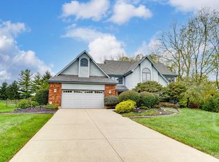 5403 Fallen Timbers Dr, West Chester, OH 45069