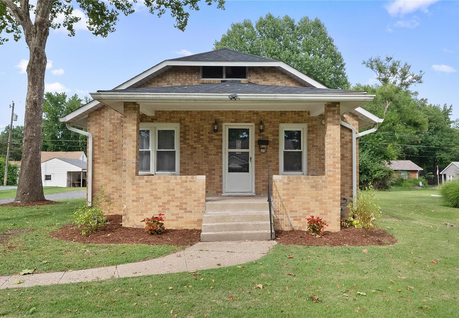 7017 W A St, Belleville, IL 62223 Zillow