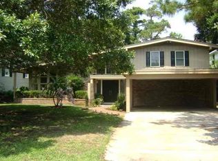 189 Hanover St, Pawleys Island, SC 29585