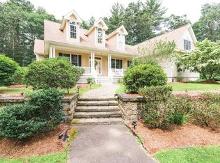 144 River Rd, Pepperell, MA 01463