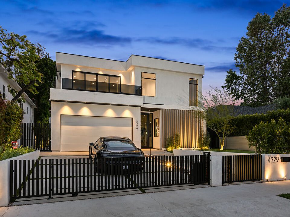 1st image of 4329 Agnes Ave