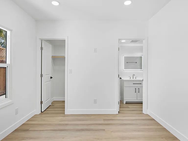 Helen St — Photo 14