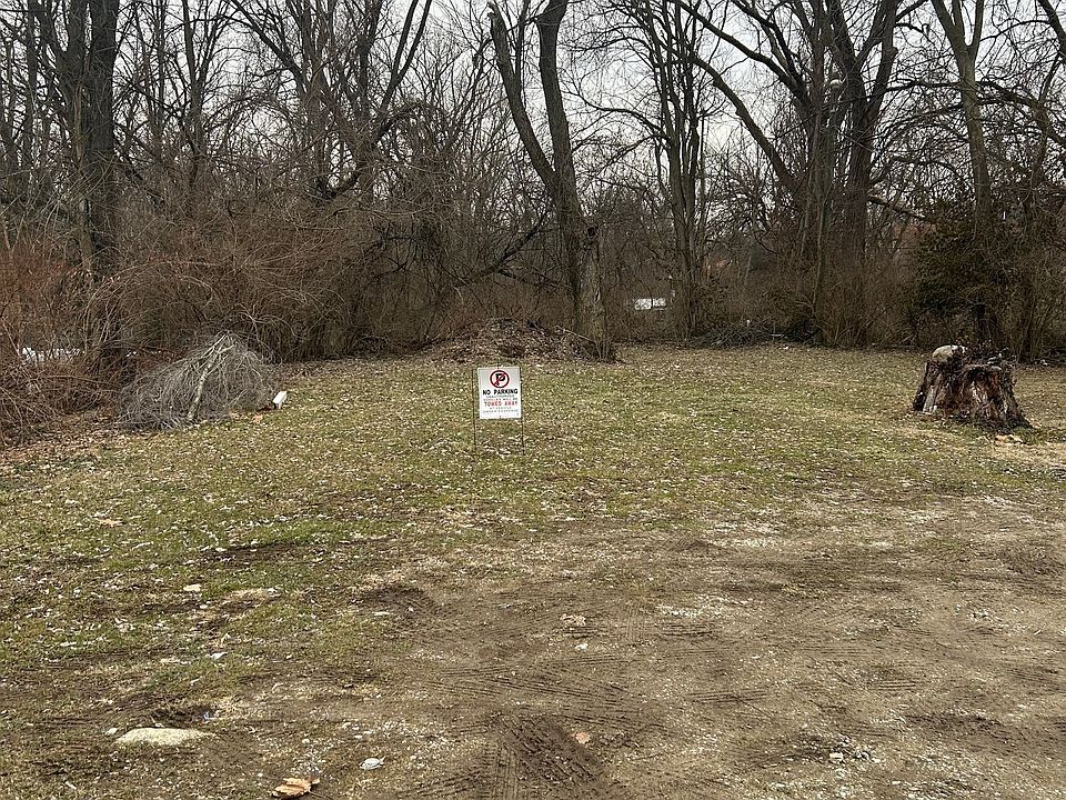 1st image of 3316 N Sherman Dr