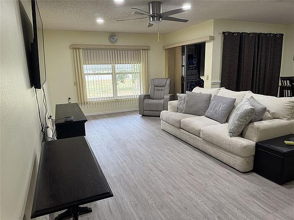 5th image of 11220 Elderberry Dr