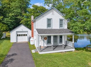 38 Bridge St, Cleveland, NY 13042