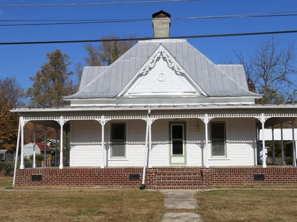 140 Pocahontas Ave, Spring City, TN 37381