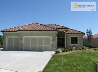 1228 SW 40th St, Lees Summit, MO 64082